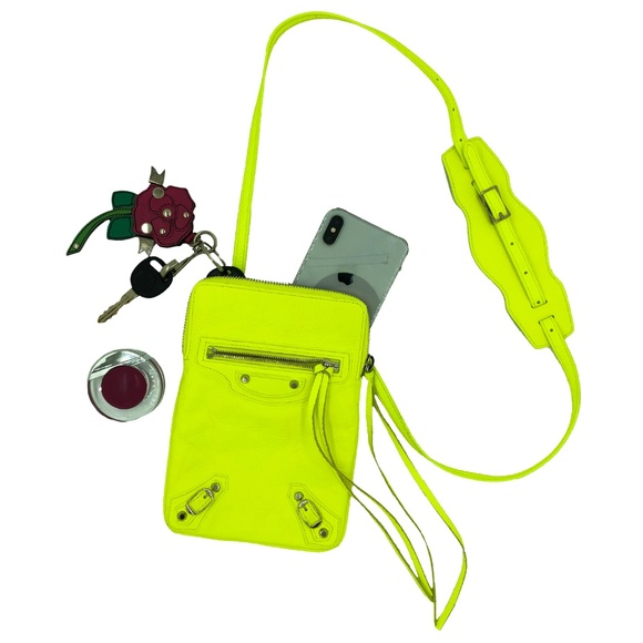 neon yellow balenciaga bag
